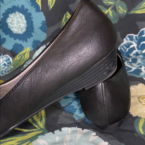 Life Stride Loafers - Picture 3 of 4